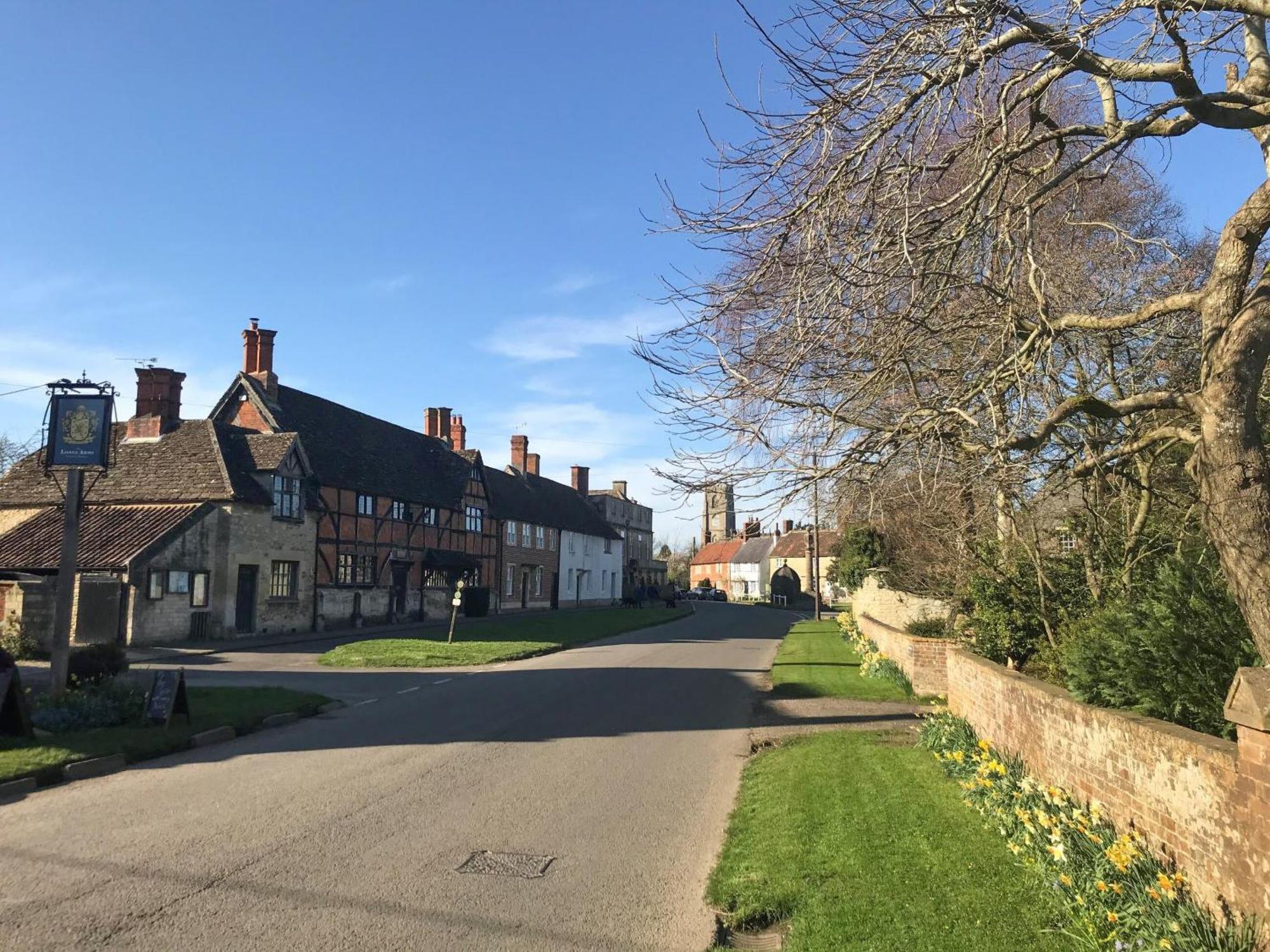 Villa Tiptoe Steeple Ashton Exterior foto